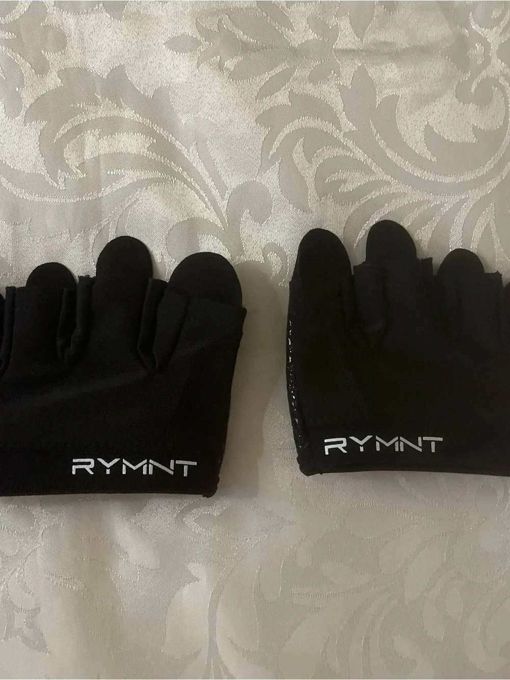 RYMNT Minimal Workout Gloves Fingerless Weightlifting PowerliftingGymGrip Size L